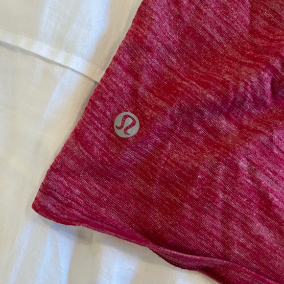 Lululemon Open Back Tank, Red, size 4 - Picture 3 of 3
